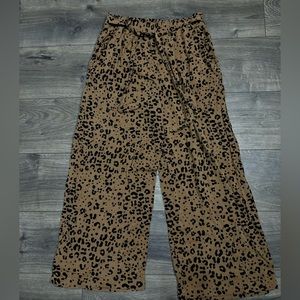 Lularoe leopard Diane pant